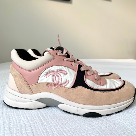 CHANEL Shoes - CHANEL 2019 Interlocking CC Logo Chunky Sneaker